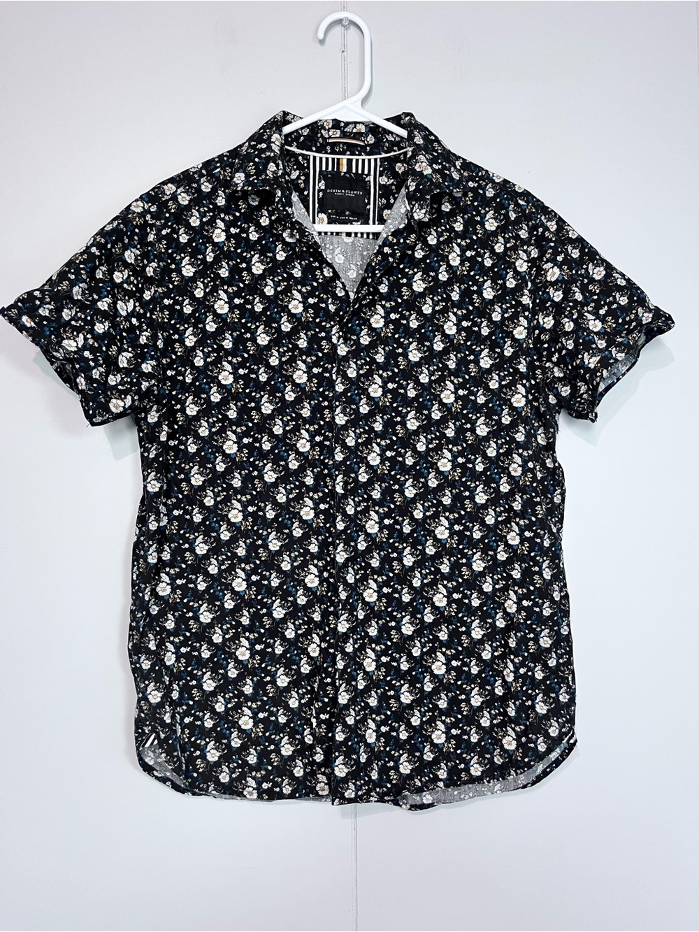 Denim & Flower Ricky Singh Black Floral Short Sleeve Button Up Shirt Medium